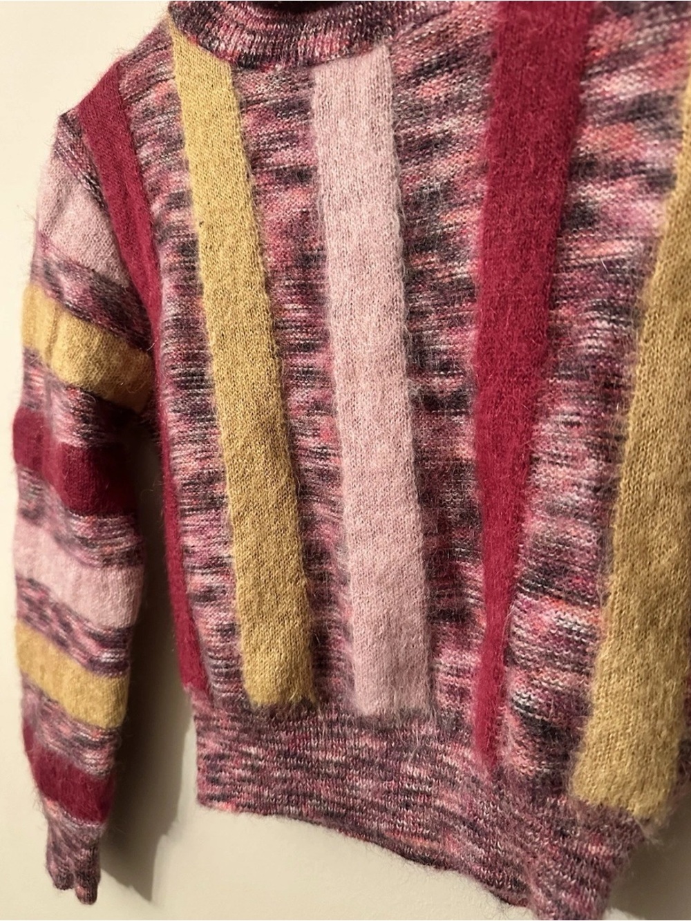 Dsquared2 67% Mohair Cropped Turtleneck Sweater NWT Made in Italy Size S - Picture 3 of 6